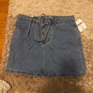 NWT F21 Jean skirt